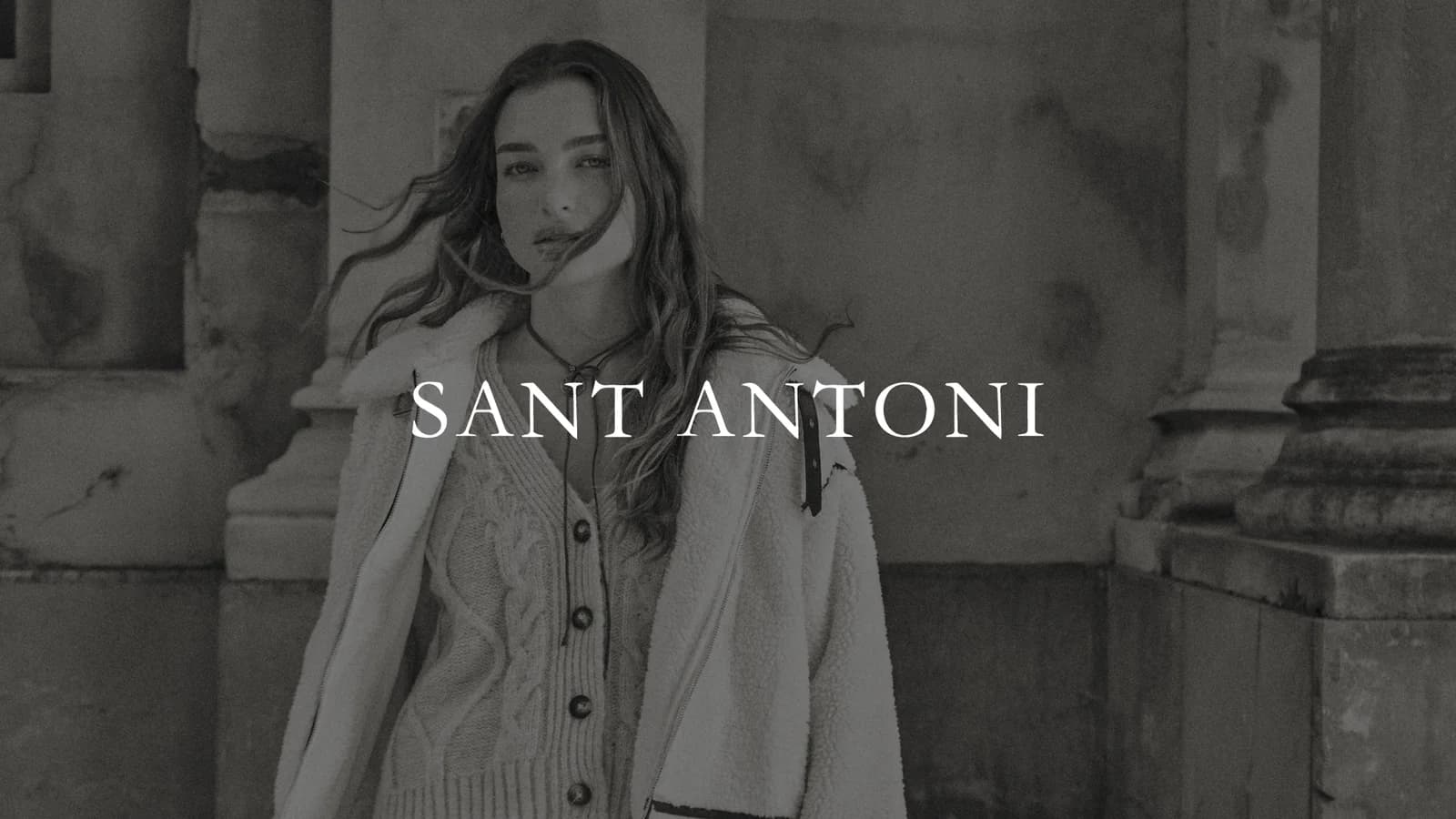 Sant Antoni Clothes